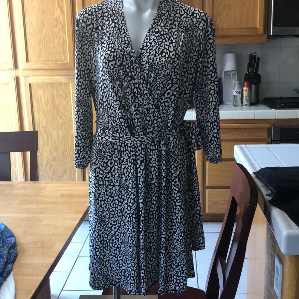 Short cocktail dress, black white